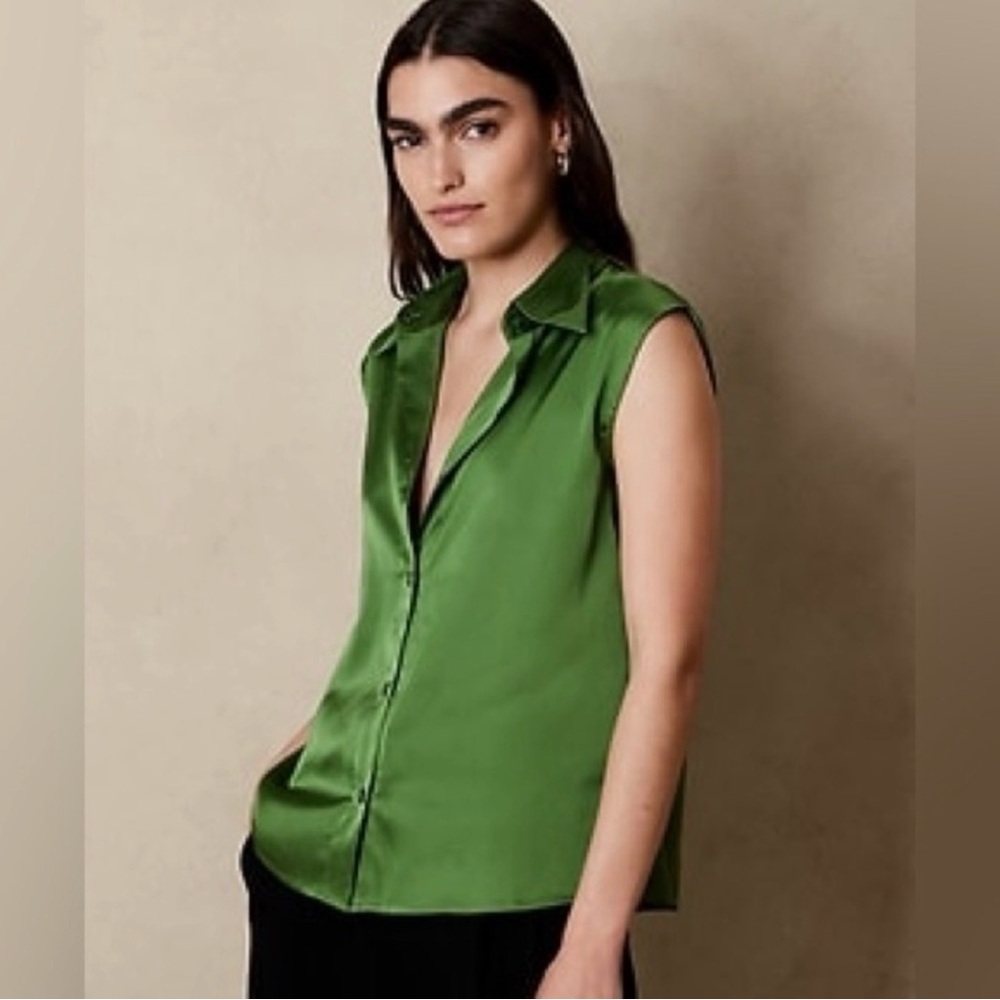Banana Republic Emerald Sleeveless Top